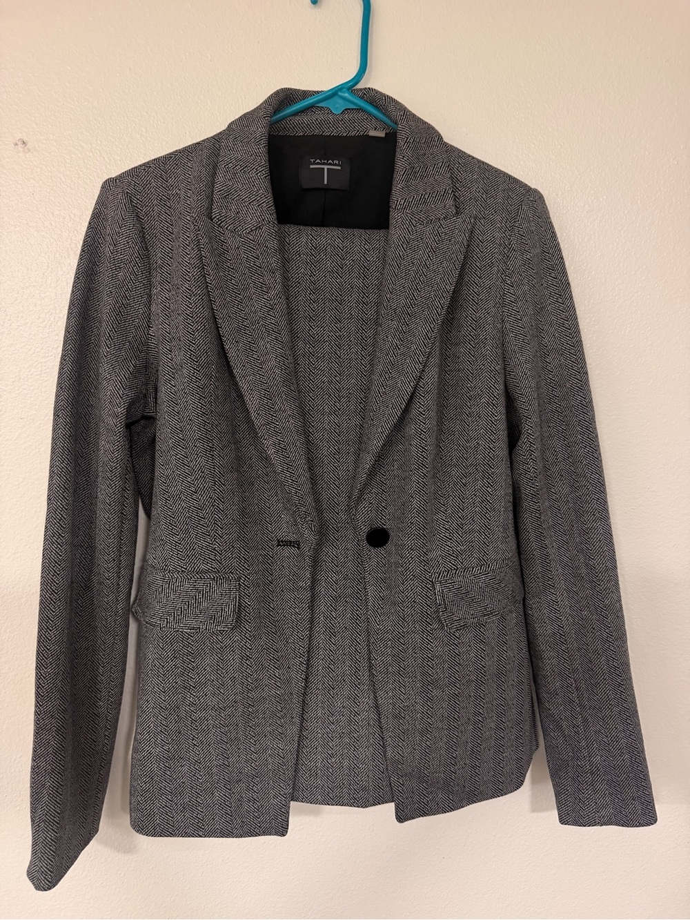 Tahari Black & White Herringbone Blazer